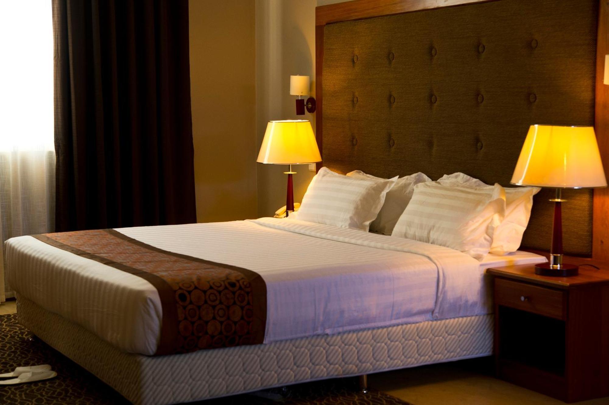Seascape Hotel ดาร์เอสซาลาม ภายนอก รูปภาพ