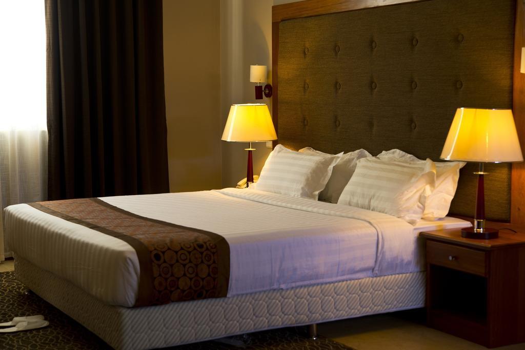 Seascape Hotel ดาร์เอสซาลาม ภายนอก รูปภาพ