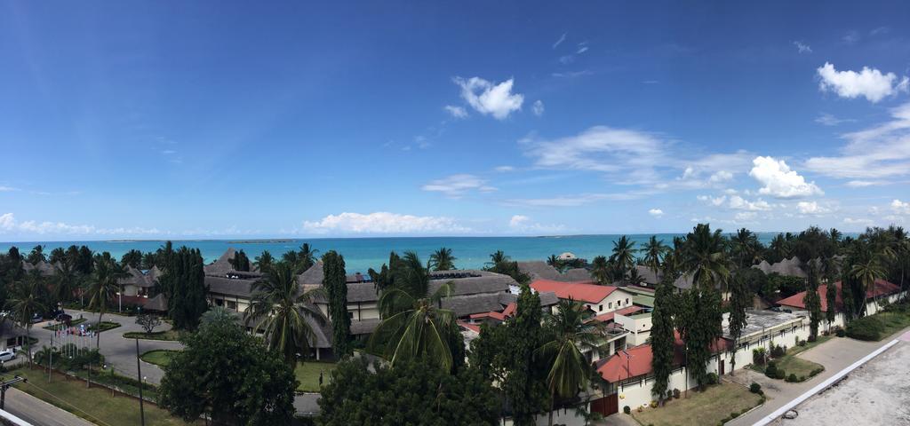 Seascape Hotel ดาร์เอสซาลาม ภายนอก รูปภาพ