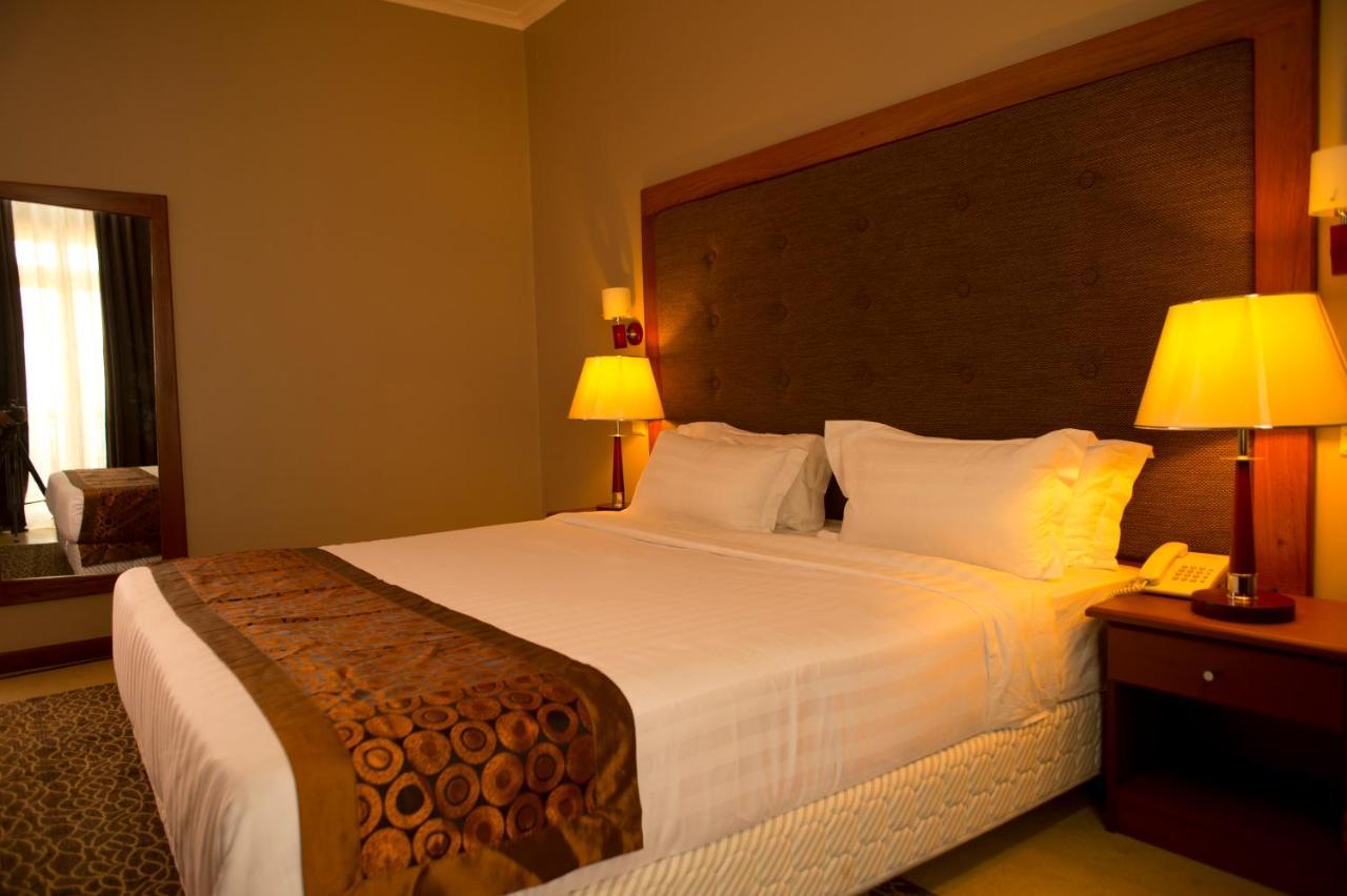 Seascape Hotel ดาร์เอสซาลาม ภายนอก รูปภาพ
